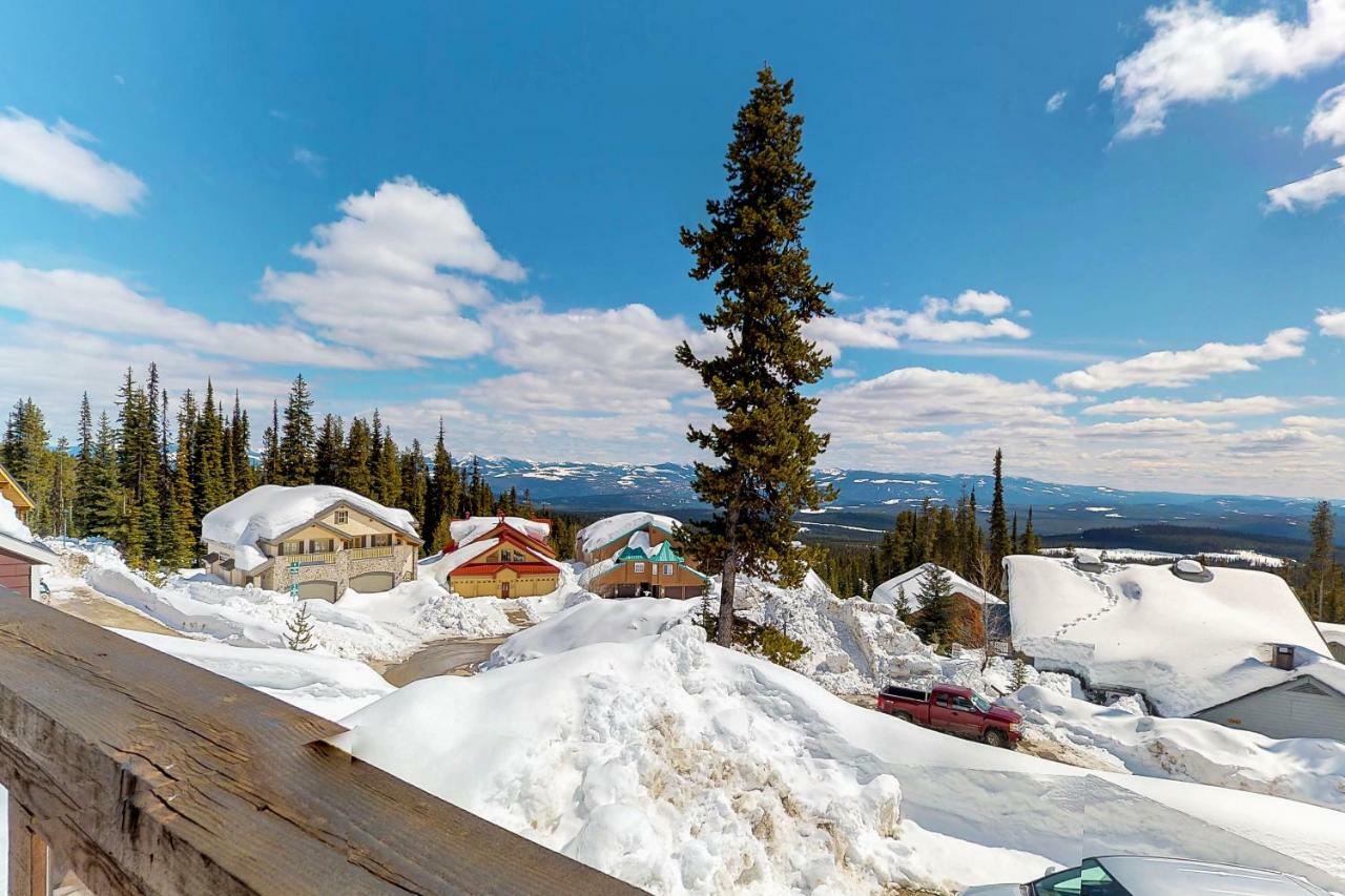 Апартаменты South Face B Big White Ski Resort Экстерьер фото