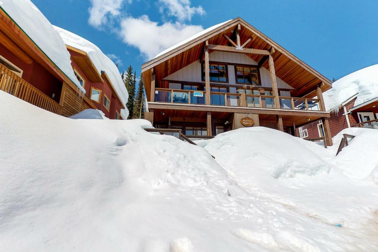 Апартаменты South Face B Big White Ski Resort Экстерьер фото