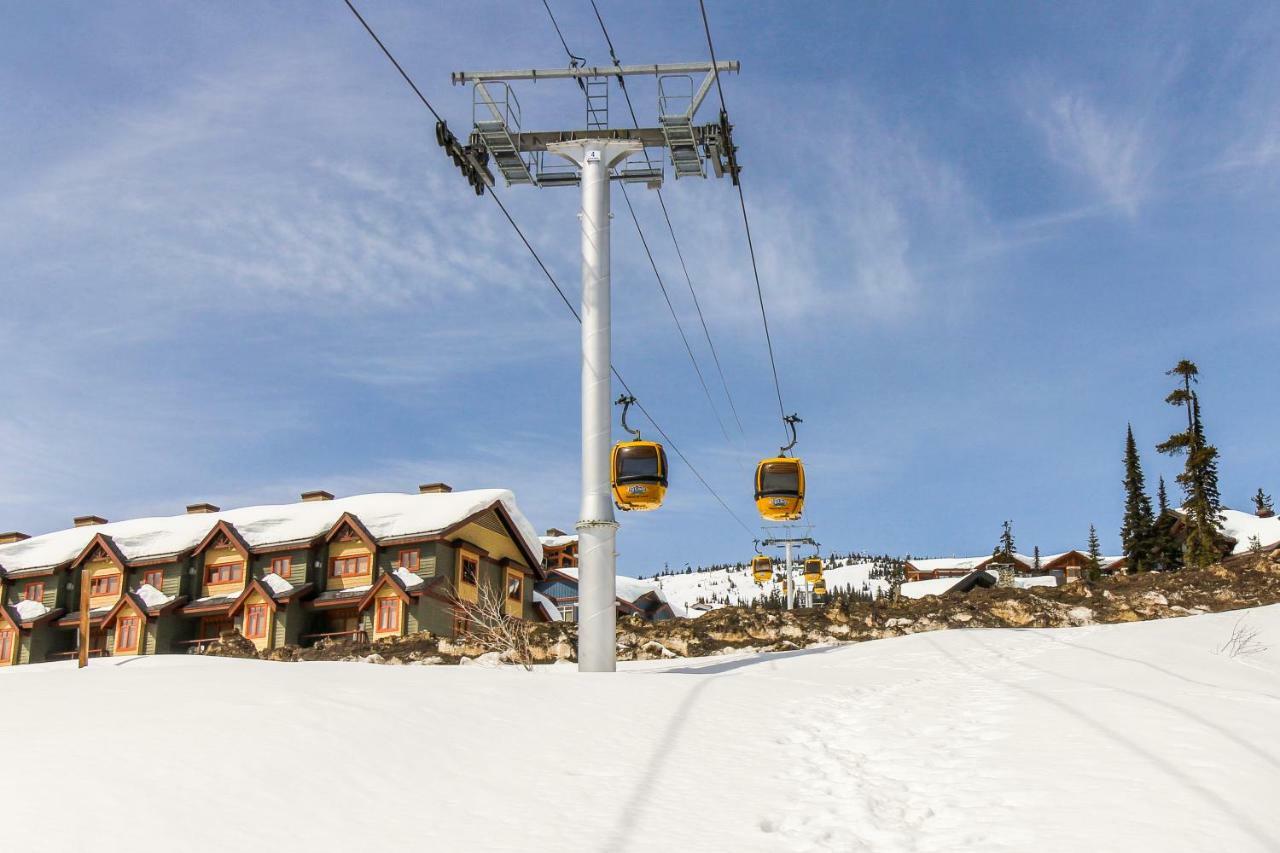 Апартаменты South Face B Big White Ski Resort Экстерьер фото
